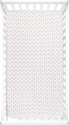 ملاءة سرير أطفال من القطن العضوي بيبي بيكسي فوكس جيو من Lush Decor، عبوتان، وردي، 28 بوصة عرض × 52 بوصة طول + 9 بوصة جيب - فراش أطفال وردي - ملاءات سرير عضوية - ديكور حضانة وودلاند - هدايا استحمام الطفل in Kuwait