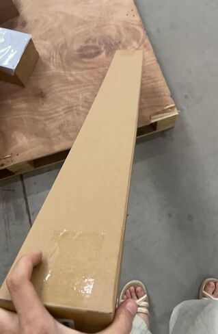 Aputure Light Stand Lightweight Thick Aluminium Design with Pneumatic Padding 2.8m in Kuwait