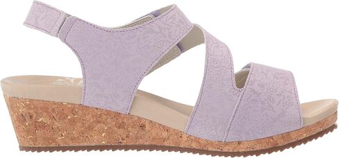 صندل نسائي من Propet Millie Espadrille بكعب عريض in Saudi Arabia