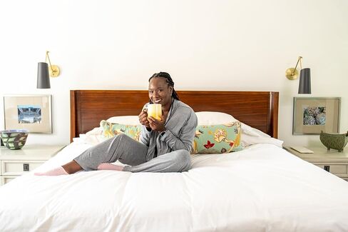 سترة صوفية نسائية مريحة للنوم أو شال للاسترخاء مفتوحة من الأمام من No Nonsense in Kuwait