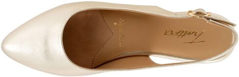 Trotters Women's Evelyn Ballet Flat in Saudi Arabia