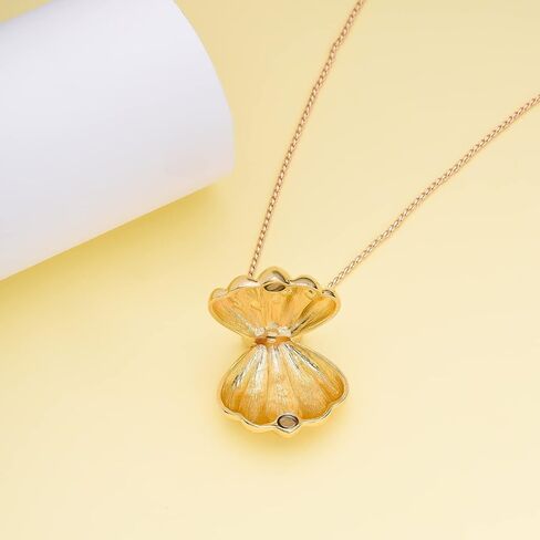Coastal Cowgirl Charm Necklace Choker Gold Shell Starfish Beach Charm Necklace Trendy Summer Jewelry for Women in Saudi Arabia