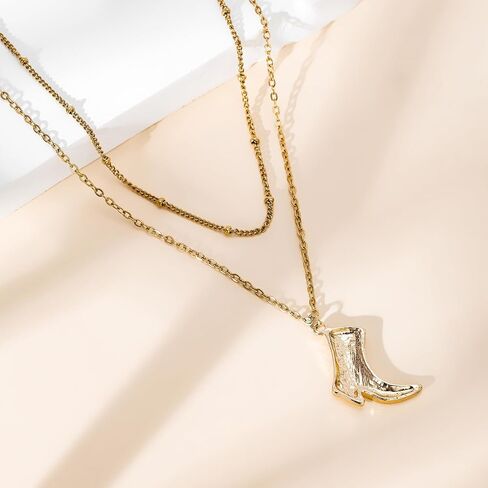 Coastal Cowgirl Charm Necklace Choker Gold Shell Starfish Beach Charm Necklace Trendy Summer Jewelry for Women in Saudi Arabia