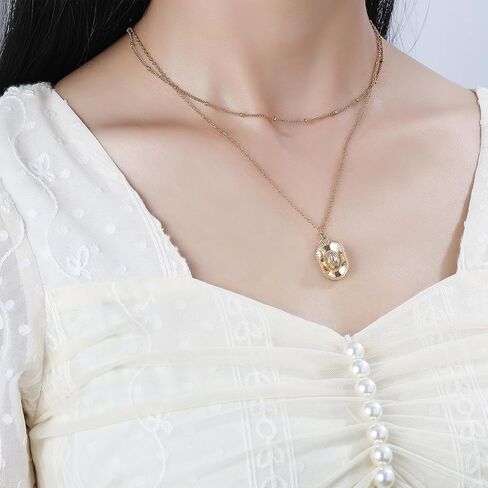 Coastal Cowgirl Charm Necklace Choker Gold Shell Starfish Beach Charm Necklace Trendy Summer Jewelry for Women in Kuwait