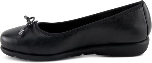 Spring Step Women's Chesser Ballet Flat in Saudi Arabia