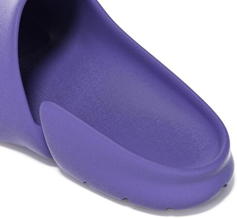 Outdoor Slippers, Non Slip Shower Shoes for Women and Men, Outdoor and Indoor Lightweight House Sandals in Kuwait