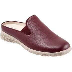 Trotters Women's Uma Loafer