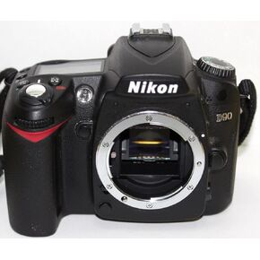 كاميرا Nikon D90 DX-Format CMOS DSLR (الهيكل فقط) (الطراز القديم) (متجددة)