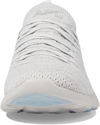 Women's Techloom Wave Sneaker in Saudi Arabia