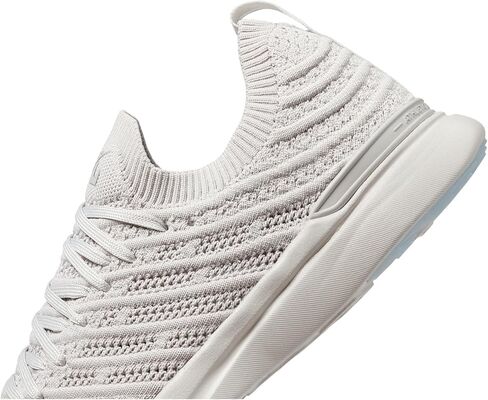 Women's Techloom Wave Sneaker in Saudi Arabia