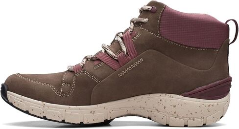 Clarks - Womens Wave Summit Ap Shoes in Saudi Arabia