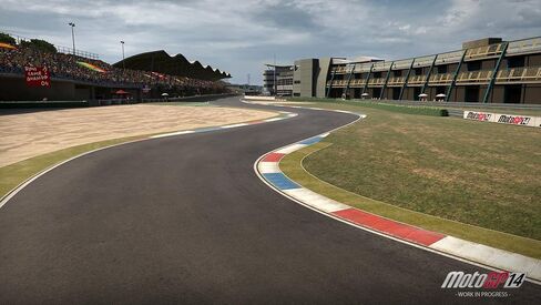 MotoGP 14 - Xbox 360 (Renewed) in Saudi Arabia