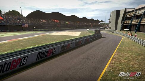 MotoGP 14 - Xbox 360 (Renewed) in Saudi Arabia