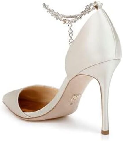 Badgley Mischka Women's Tierra Pump in Saudi Arabia