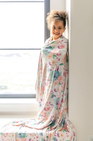 Copper Pearl Jumbo Premium Knit 3 Layer Stretchy Throw Blanket Gemma in Tan in Kuwait