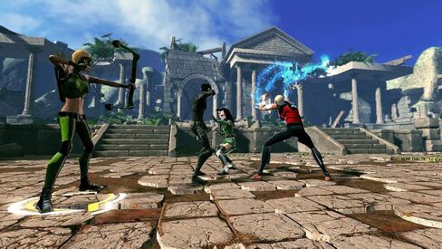 Young Justice: Legacy - Xbox 360 (Renewed) in Saudi Arabia