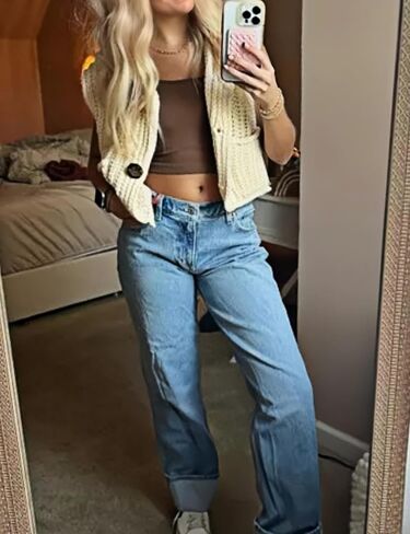 Womens Button Down Crop Sweater Vest Sleeveless Cable Knit Cropped Cardigan with Pockets(Beige-S) in Saudi Arabia
