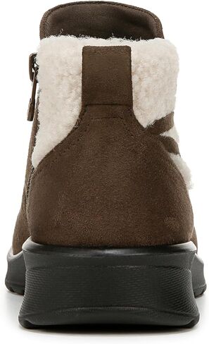 حذاء BZees الكلاسيكي للكاحل للسيدات in Kuwait