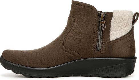 حذاء BZees الكلاسيكي للكاحل للسيدات in Kuwait