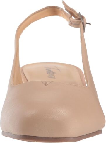 Trotters Women's Lenore Pump in Kuwait