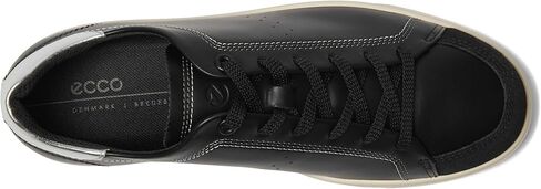 حذاء رياضي نسائي من ECCO Street Lite Common in Kuwait