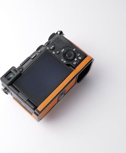 Camera Specialized Genuine Leather Half Case for Sony A7C Mark II A7C2 A7CR Alpha 7C II 7C2R - Top layer cowhide Body + Metal Base Plate 2-in-1 Design (Retro Coffee) in Saudi Arabia