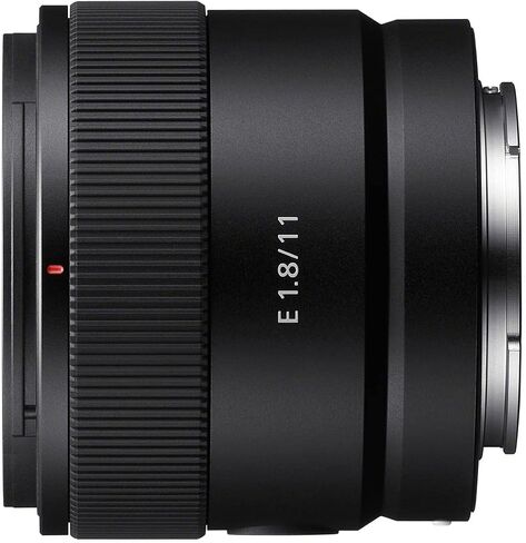 كاميرا سوني FX30 Super 35 Cinema Line مع وحدة مقبض XLR وعدسة E مقاس 11 مم f/1.8 in Saudi Arabia