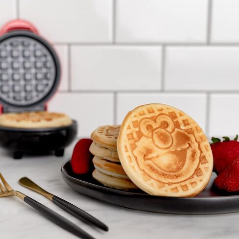 Uncanny Brands My Little Pony Mini Waffle Maker - Kitchen Appliance in Saudi Arabia