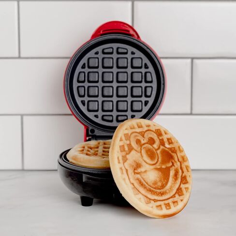 Uncanny Brands My Little Pony Mini Waffle Maker - Kitchen Appliance in Saudi Arabia