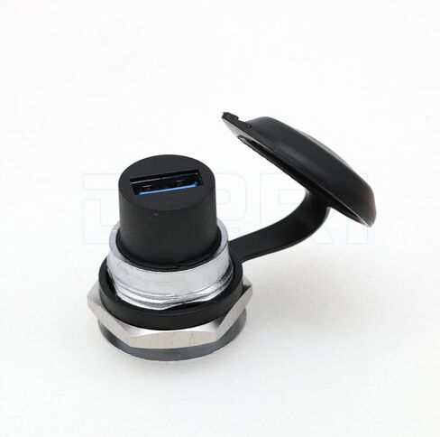D-Type USB 3.0 to USB 3.0 Female Panel Socket Square Panel Mount Coupler Pass Through Connector in Kuwait