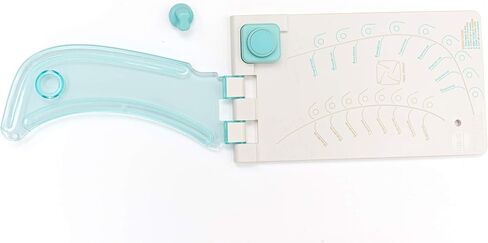 لوحة ثقب مظروف صغيرة من We R Memory Keepers، أداة تسجيل، ثقب زاوية، دليل قياس، مغلفات لدعوات الحفلات، التخرج، بطاقات أعياد الميلاد، ديكورات الحفلات، نشرات المكتب، والمزيد in Saudi Arabia