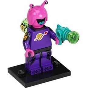 LEGO Minifigure Series 22 - Space Creature with Bonus Blue Cape (71032)