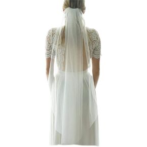 Heread 1 Tier Bride Wedding Veil Fingertip Length Short Bridal Tulle Veils with Comb and Cut Edge (White, 39.4")