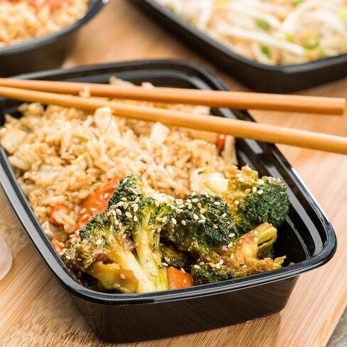 Restaurantware Asporto 24 Ounce Take Out Containers, 50 Food Containers With Lids - Microwavable, Disposable, White Plastic To Go Food Containers, No BPA, For Take Out And Delivery in Saudi Arabia