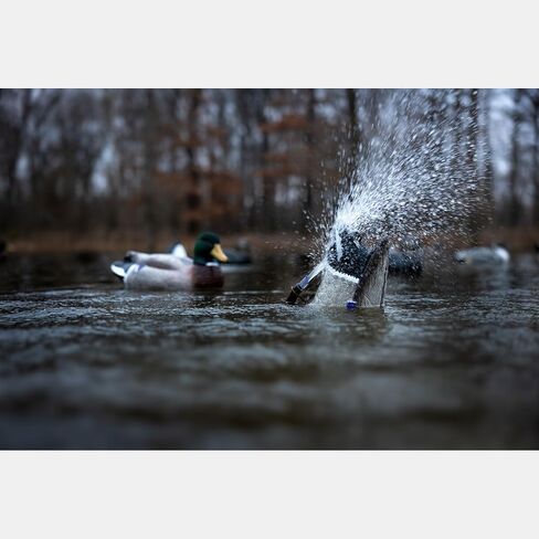 Higdon Outdoors Pulastor PRO | Motion Waterfowl Decoy | Compatible in Fresh Salt and Brackish Water | Spraying Rocking and Feeding Motion in Saudi Arabia