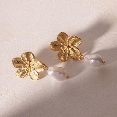 Flower Clover Gold Freshwater Pearl Dangle Earrings 14K Gold Plated Earrings S925 Hypoallergenic Jewelry Birthday Christmas Gift Valentine Gift for Her in Saudi Arabia