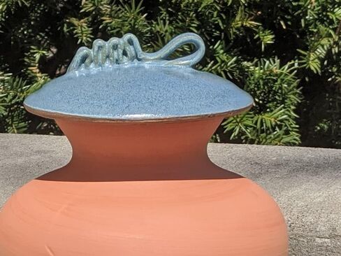 Large Olla Garden Watering Pot - 1.25 Gallon Terracotta Pot with Slate Blue Lid - Buried Porous Pots for Garden Irrigation - Low Tech-Highly Efficient Self Watering System for Garden in Saudi Arabia