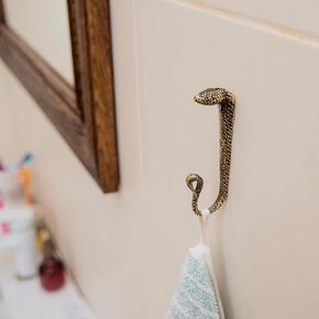 Snake decorative hanging metal brass wall hook. Handcraft For Bathroom Kitchen Living Room Bars Hotels. Rack hangers for hanging Towels Clothes Keys Hats Purse Backpacks. Unique design. Gold