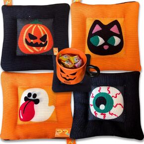 مجموعة قواعد أكواب الهالوين مصنوعة يدويًا، مفرش طاولة ماص، قواعد أكواب مقاومة للحرارة مع تصميمات القطة السوداء واليقطين والشبح ومقلة العين، هدية مثالية لتزيين الطاولة المخيفة لحفلة الهالوين. in Kuwait