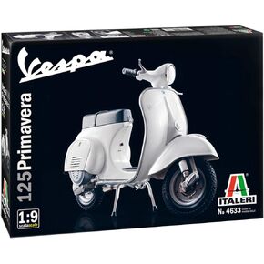 Italeri 4633 Vespa 510104633-1:9 125 Inch Primavera, Model Building Kit, Standing Model Building, Crafts, Hobby, Gluing, Plastic Kit, Unpainted