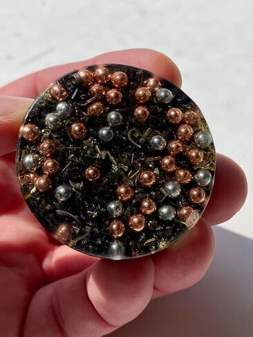 Shungite واحد كريستال صغير برج باستر Orgone مولد الطاقة تراكم أداة هدية مثالية!!!! أورجونيت العديد من المكونات الجميلة! (الشونجيت) in Saudi Arabia
