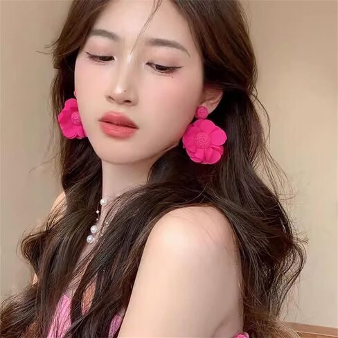 WCRAZYE اليدوية البوهيمي الروطان زهرة الأقراط للنساء الرافية القش ملفوفة زهرة الأقراط بيان المتدرج البتلات زهرة الأقراط سيدة الزفاف كبيرة لهدايا حفلة موسيقية (وردة حمراء) in Saudi Arabia