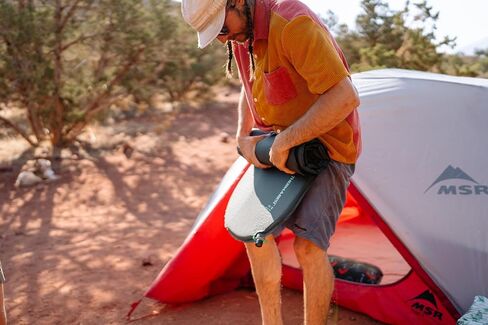 وسادة نوم من Therm-a-Rest Trail Scout ذاتية النفخ للتخييم وحقيبة الظهر، عادية - 72 × 20 بوصة in Kuwait