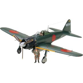 Tamiya 60318 1/32 Mitsubishi A6M5 Zero Fighter Plastic Model Airplane Kit