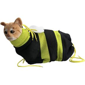 حقيبة العناية بالقطط مكونة من ثلاث طبقات من القماش، شبكة ناعمة قابلة للتعديل، حقيبة استحمام للقطط، مقاومة للعض والخدش للاستحمام، وفحص وتقليم الأظافر in Kuwait