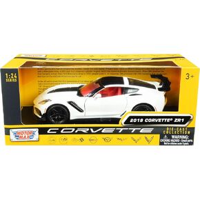 Motormax Toy 2019 Chevy Corvette C7 ZR1 White and Black with Red Interior History of Corvette Series 1/24 Diecast Model Car by Motormax 79356, 79356w-rd