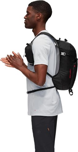 حقيبة ظهر Mammut Neon Speed ​​للبالغين من الجنسين، باللون الأسود، مقاس 15x17x25 سم (العرض × الارتفاع) in Kuwait