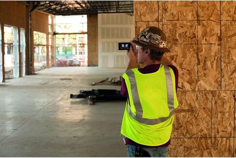 BOSCH GLM400CL Blaze Outdoor 400ft Bluetooth Connected Laser Measure with Camera & Lithium-Ion Battery in Saudi Arabia