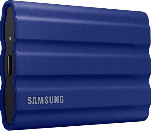 محرك الأقراص الصلبة المحمول SAMSUNG MU-PE2T0R/AM T7 Shield سعة 2 تيرابايت 2022 - حزمة زرقاء مع محول محول من النوع C + حافظة Vivitar الصلبة (أبيض) in Saudi Arabia