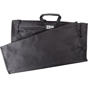 Cashel Hay Handler, Black